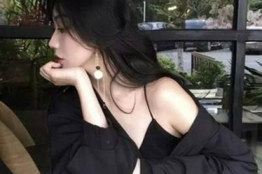 娱乐圈潜规则再爆料：明星光环背后的权力游戏与边界失守